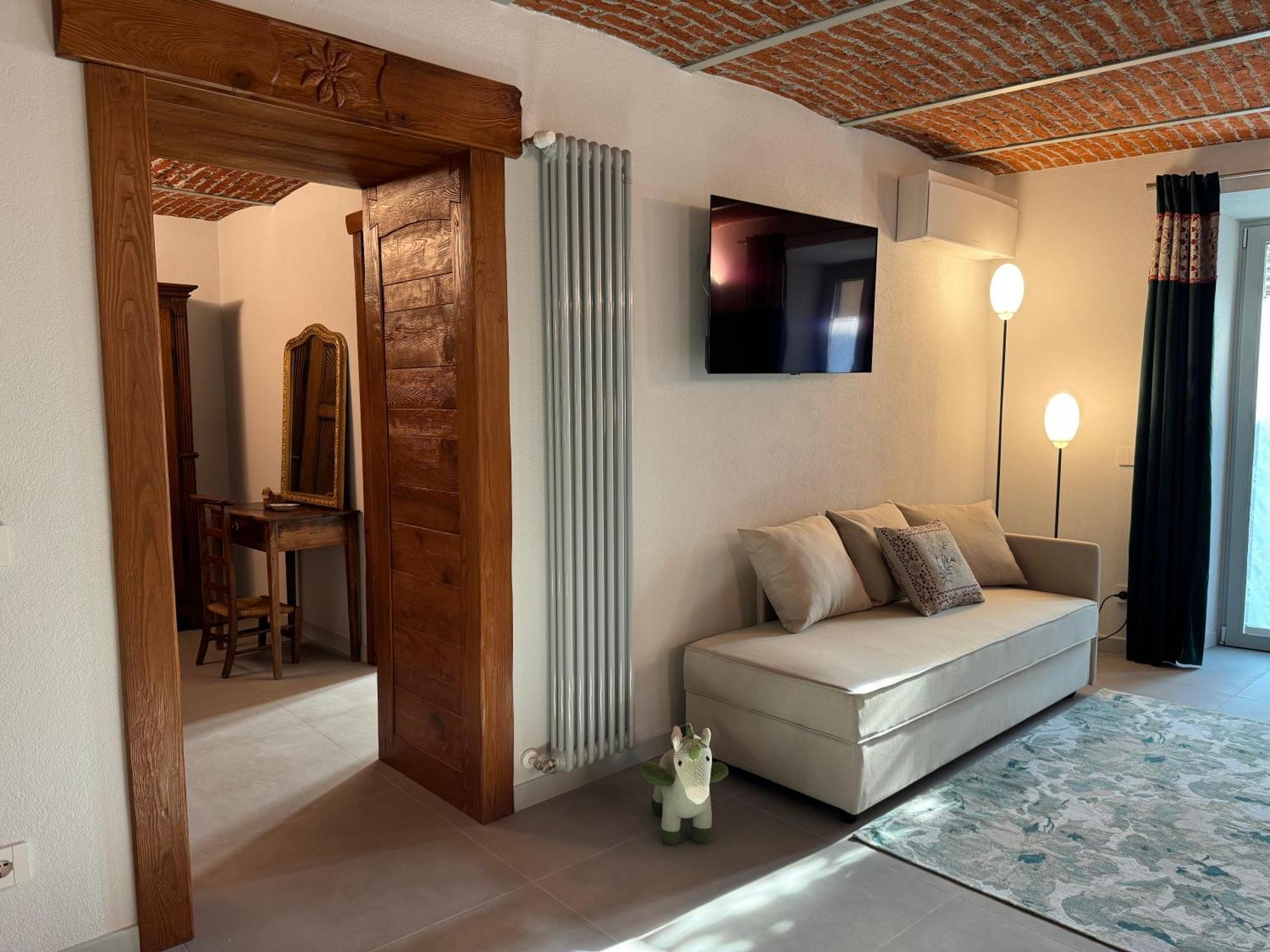 Le Relais Du Bourg Chambres De Charme Wellnes Donnaz المظهر الخارجي الصورة